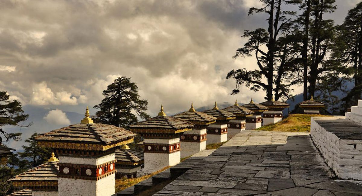 Bhutan sets reopening date