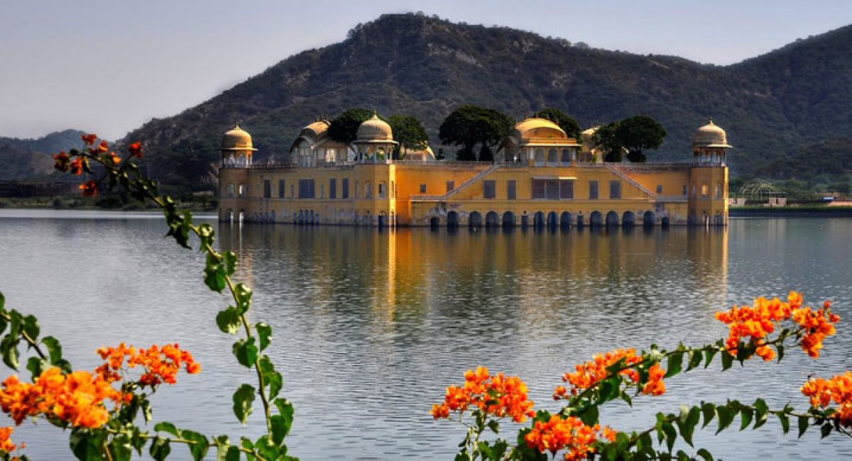 The best things to do when at the Jaipur Literature Festival