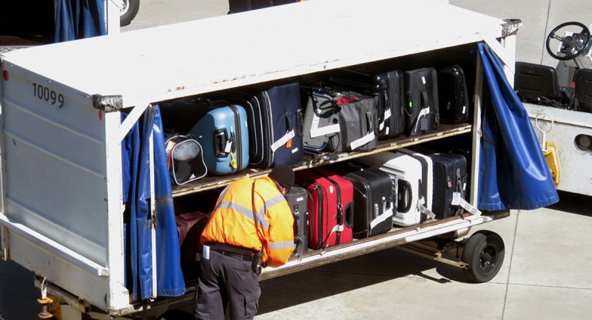 Ship Your Clothes to Avoid Paying Airline Baggage Fees