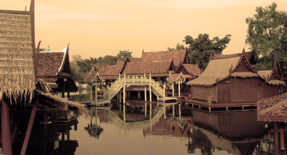 Dr. Drew’s daily audio blog from our Thailand Hill Tribes location